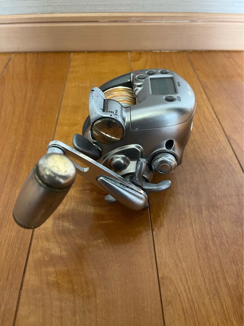中古 RYOBI電動リール 電動VS700AC アドベンチャー リョービ