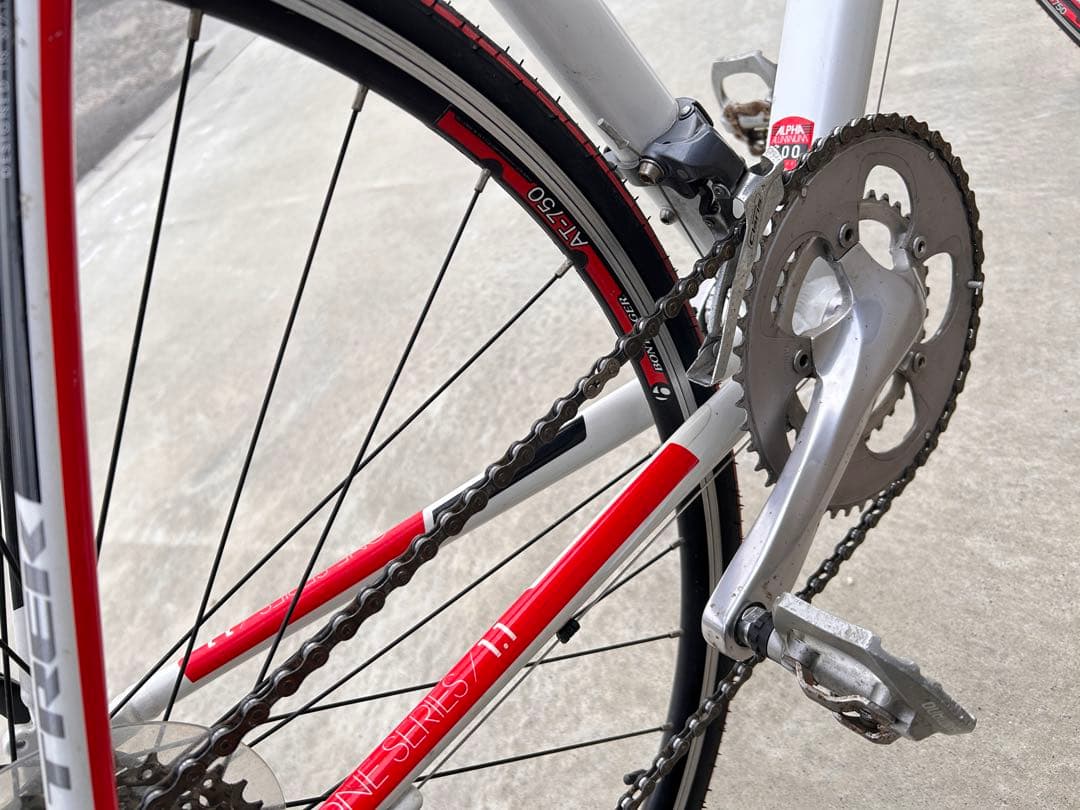 美品　ロードバイク　自転車　岡山　TREK ONE SERIES 1.1