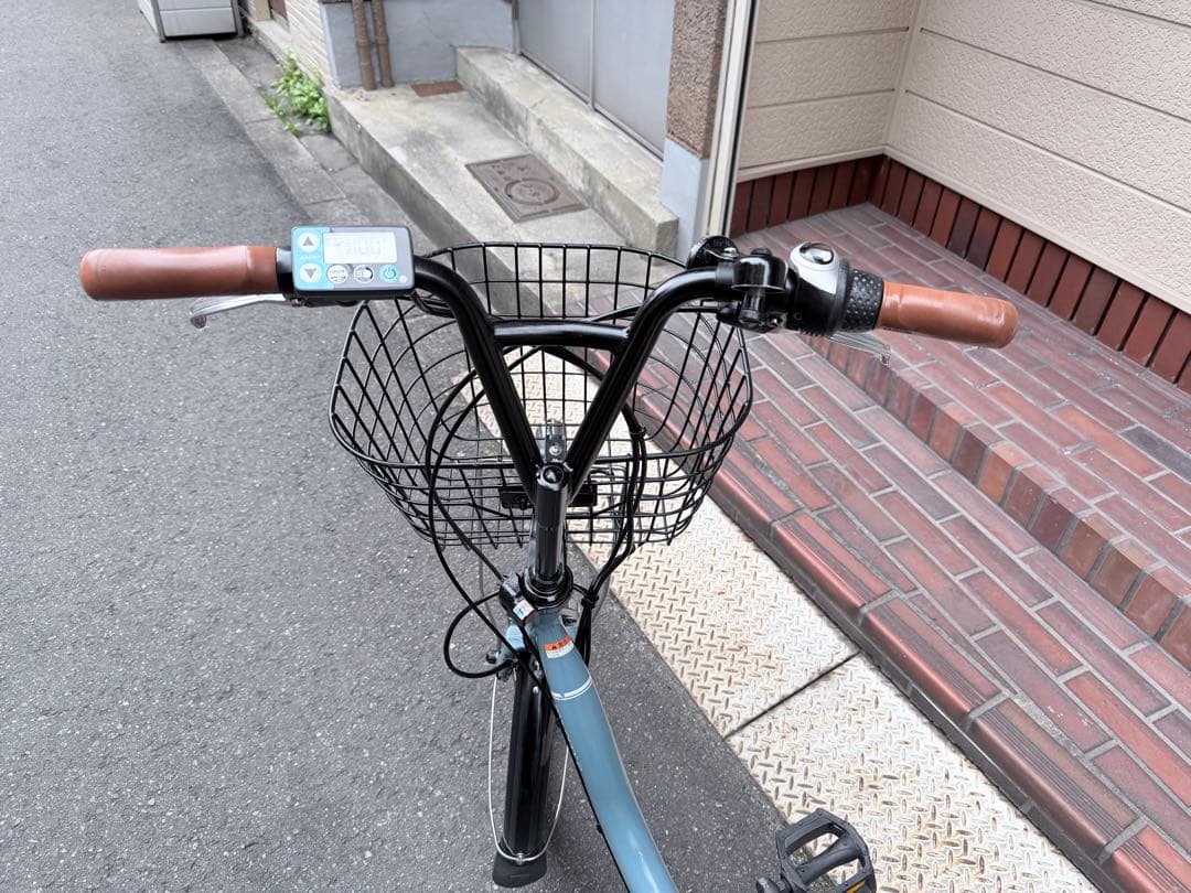 大阪府　ヤマハ　電動アシスト自転車 ブルー 前面バスケット付き