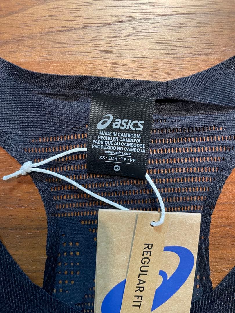 【新品】ASICS RUNシングレット XS