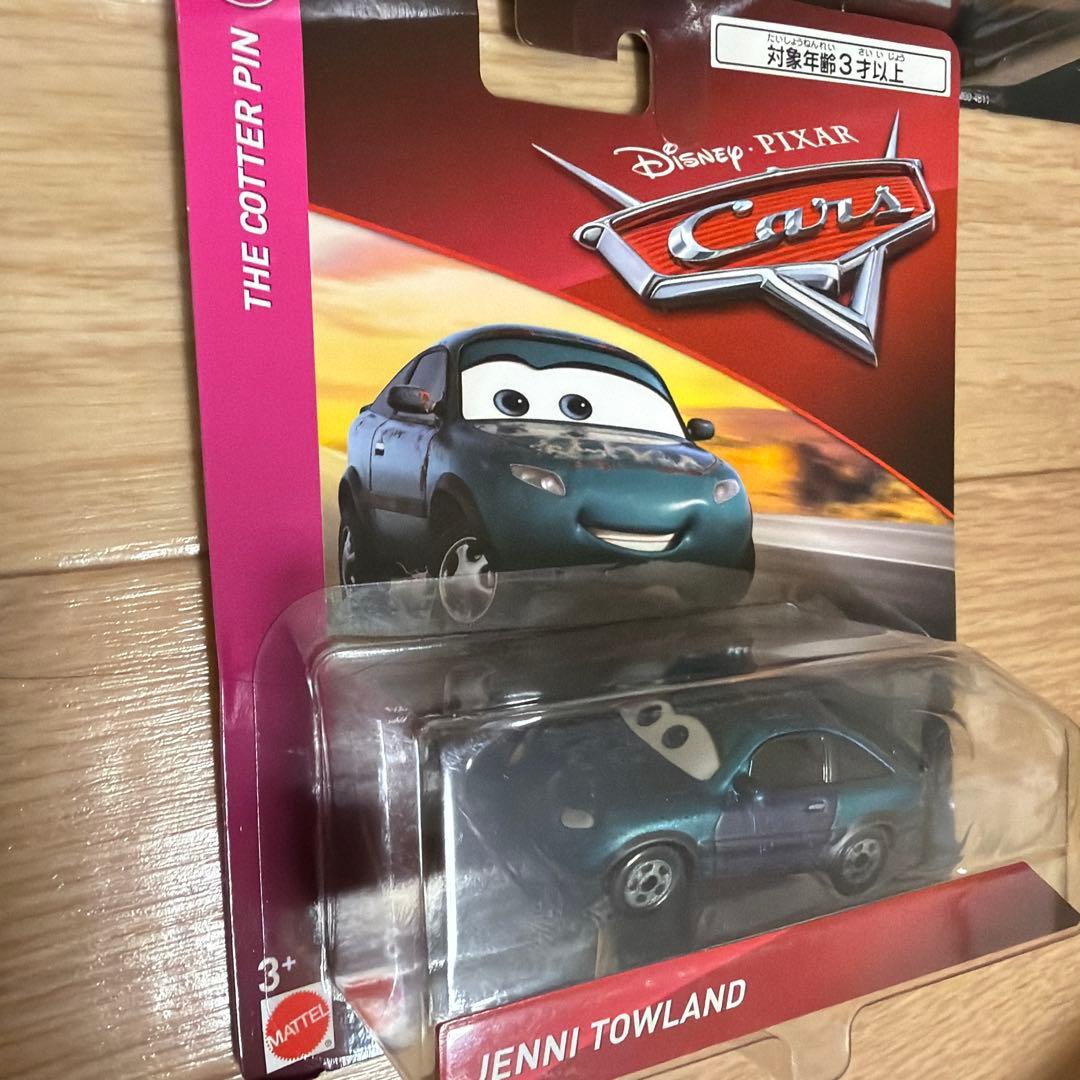カーズ ジェン・タンセダン ジェニートウランド モー・レヴィン