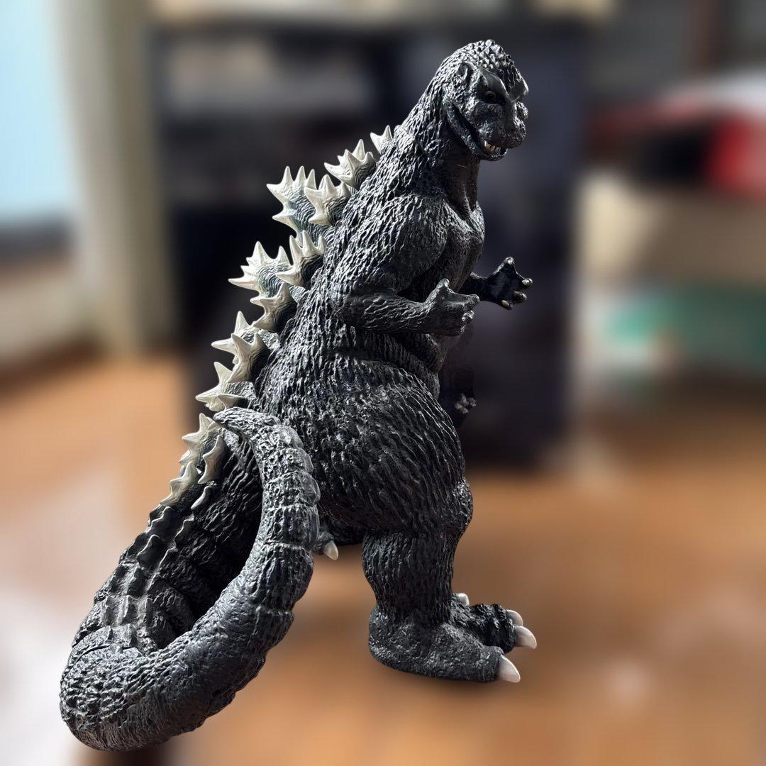 ゴジラフィギュア 1954約30cm