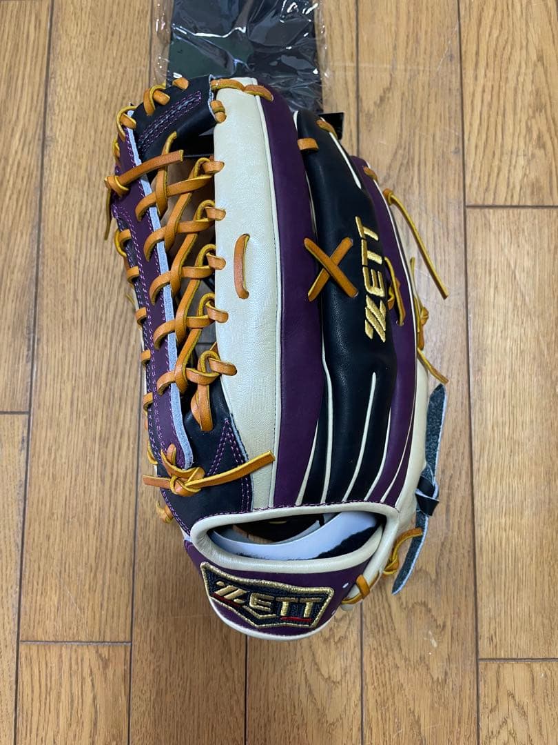 ゼット　ZETT 硬式野球グローブ 黒紫 左利き用　外野手モデル