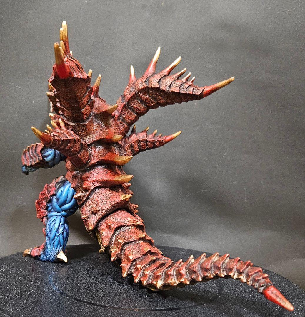 ウルトラ怪獣ソフビ　ウルトラ怪獣DXマガオロチ　リペイント完成品