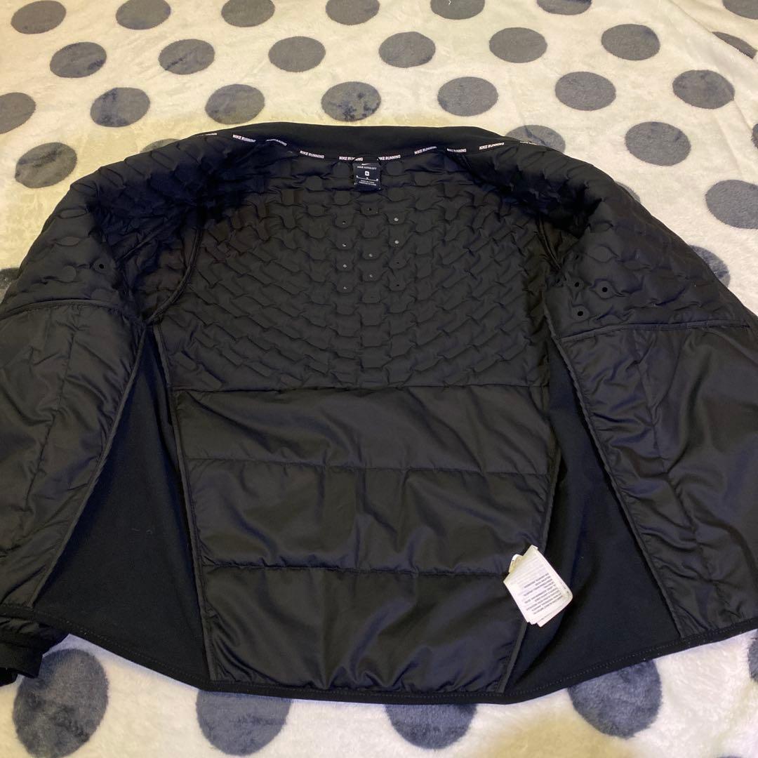 【美品】Nike running Aeroloft ブラック Mサイズ　ダウン