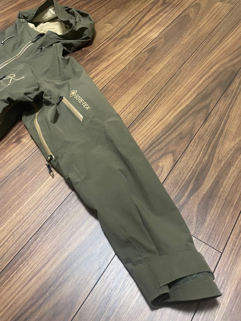 BURTON 「ak」 GORE-TEX スノーボードウェア上下セット