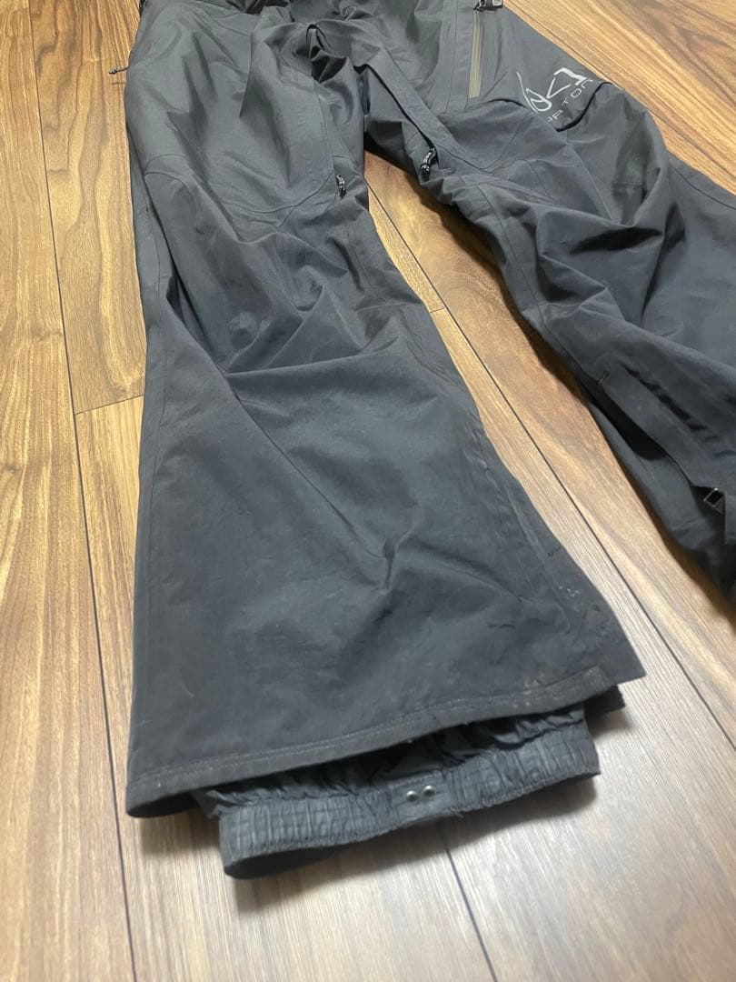 BURTON 「ak」 GORE-TEX スノーボードウェア上下セット