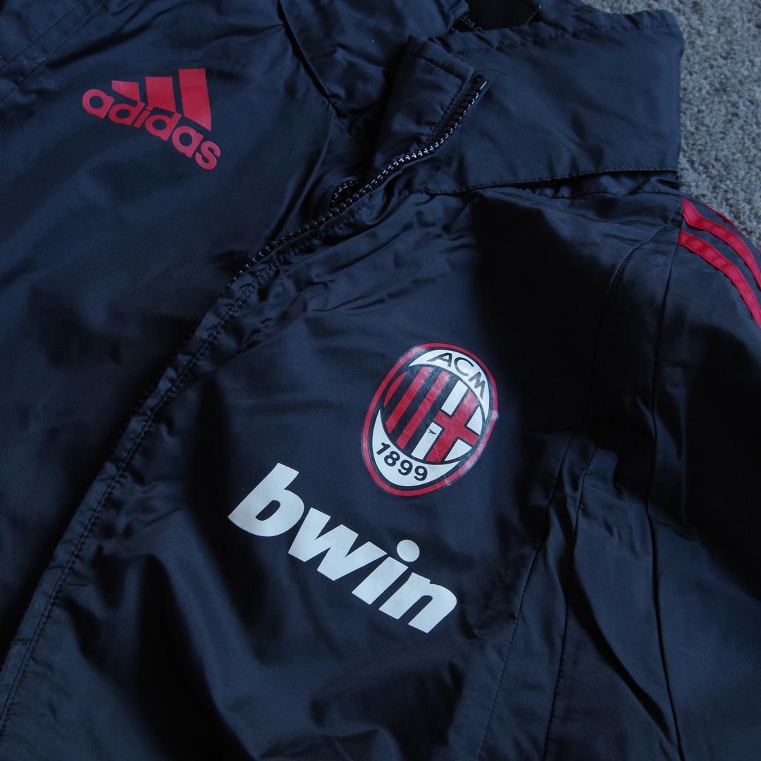 adidas ACミラン ナイロンジャケット bwin L