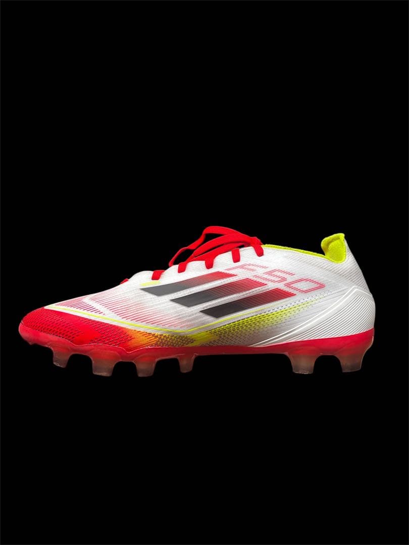 F50 新色 スパイク 26.0cm