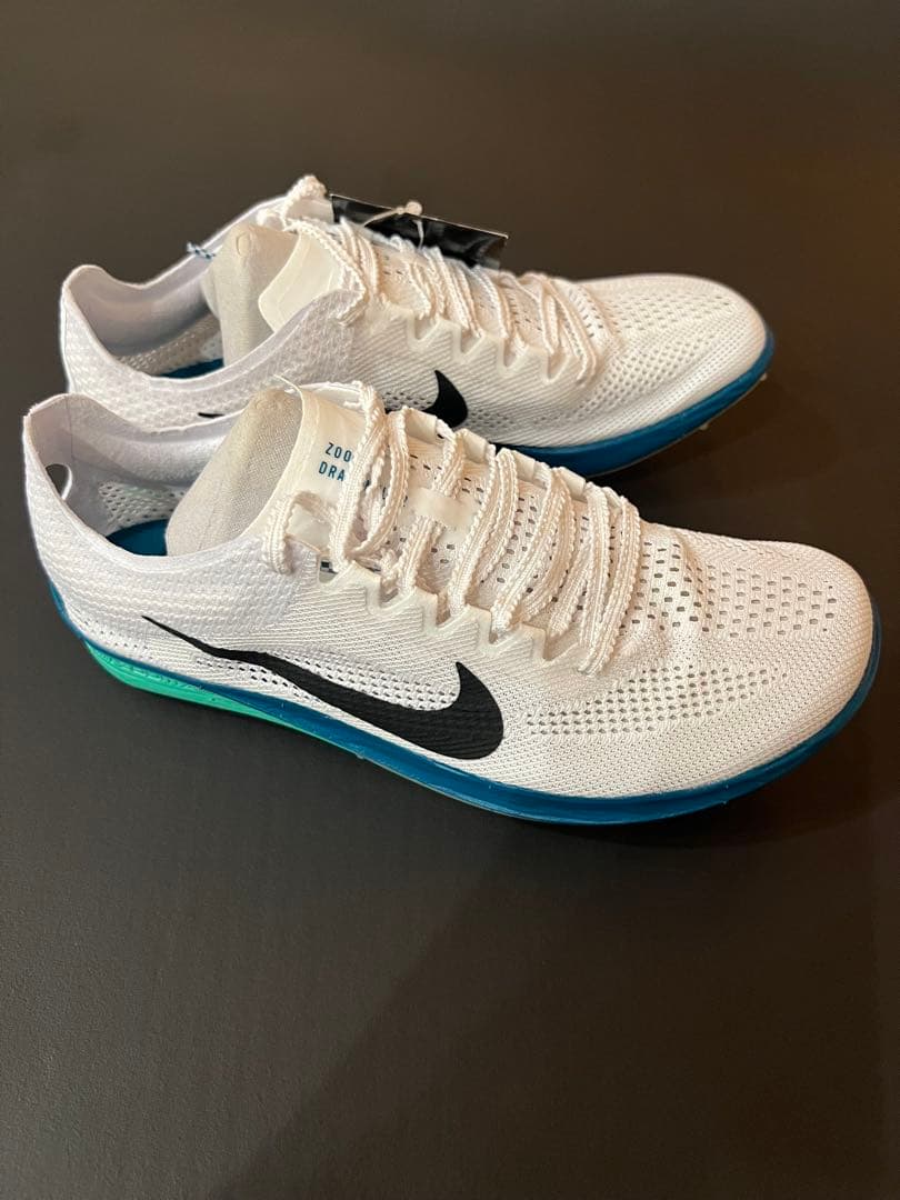 NIKE ドラゴンフライ2(23.5cm) 未使用