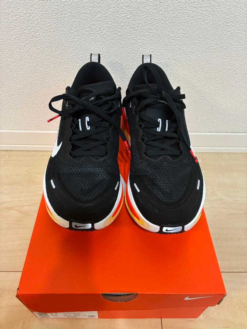 スパイク・シューズ NIKE VOMERO PLUS 26.5cm