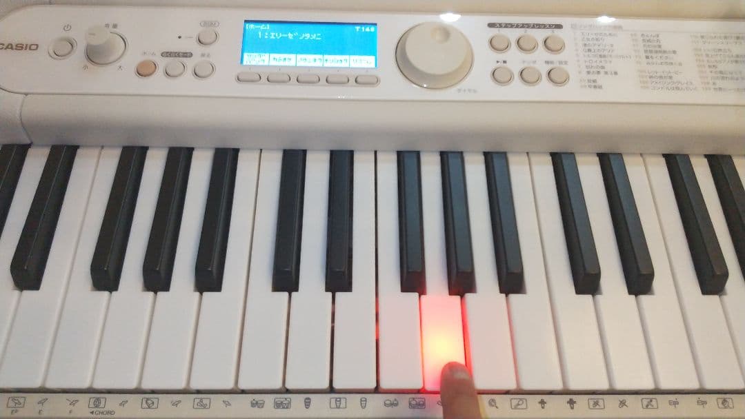 カシオ 電子ピアノ LK526 通電確認済