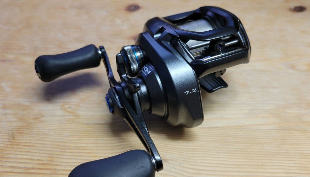 SHIMANO SLX MGL 70HG ベイトリール