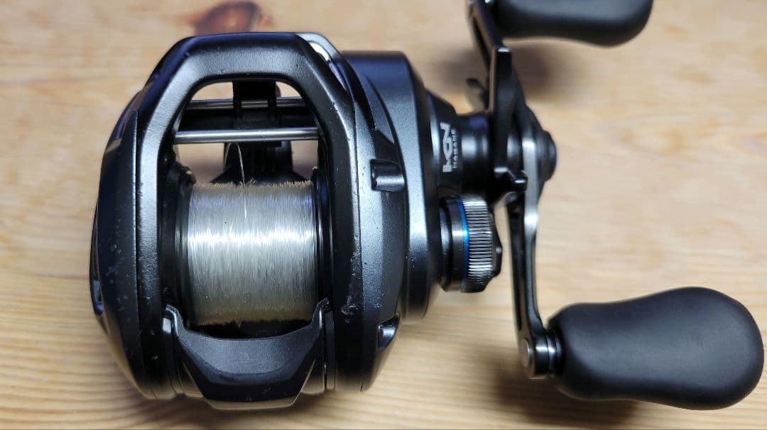 SHIMANO SLX MGL 70HG ベイトリール