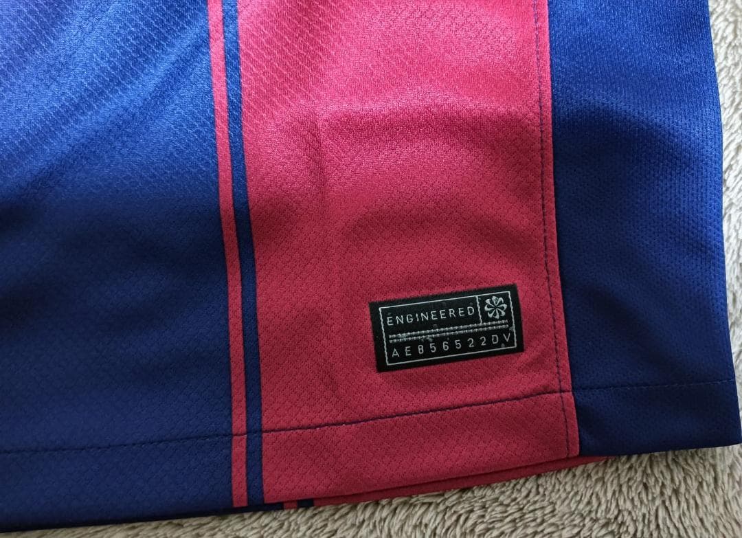 浦*い様 NIKE (ナイキ)FCバルセロナ /正規品/未使用/サイズ L