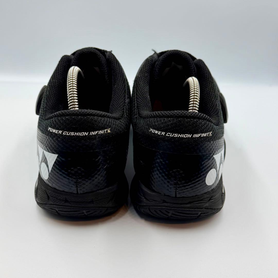 ✨美品✨ ヨネックス YONEX POWER CUSHION INFINITY