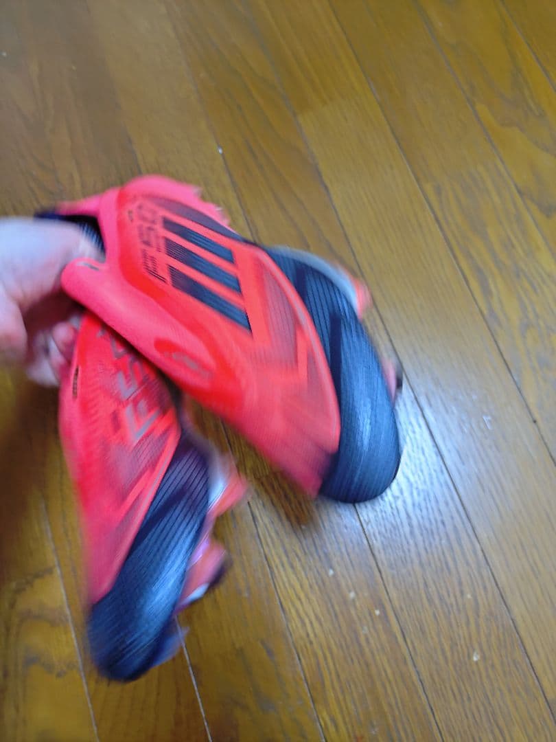 アディダス F50+