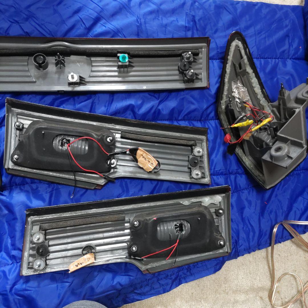 【希少】エルグランド E52 レクサス風アッパーテール