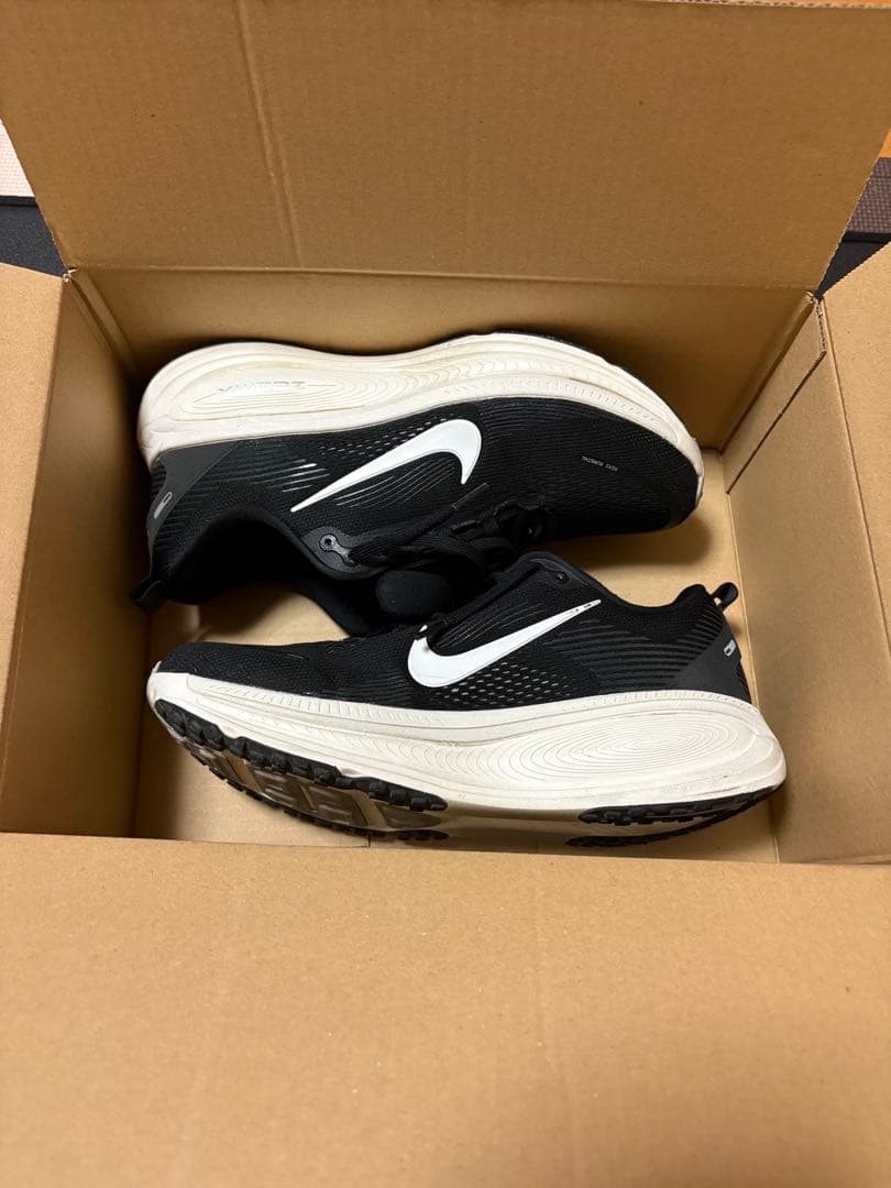 NIKE ナイキ ズーム ボメロ 18 メンズ　29cm ５キロ程度