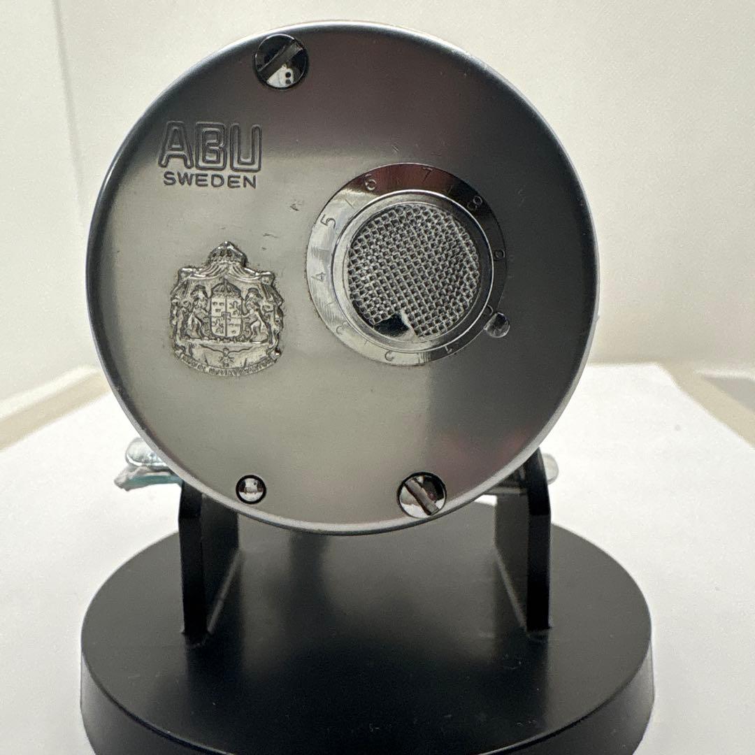 ペコちゃんABU 2500cシルバー美品