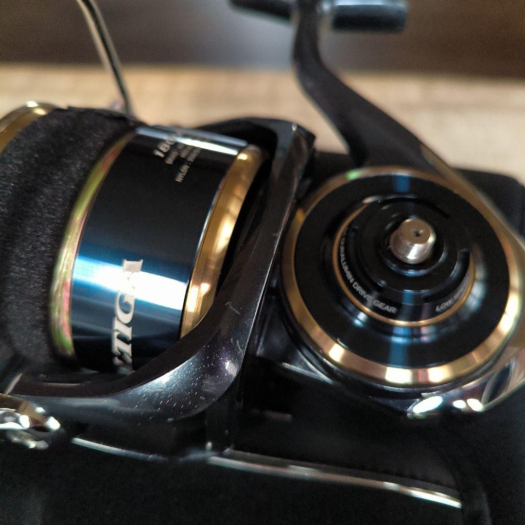 Daiwa ソルティガ18000Pスピニングリール 専用ケース付き