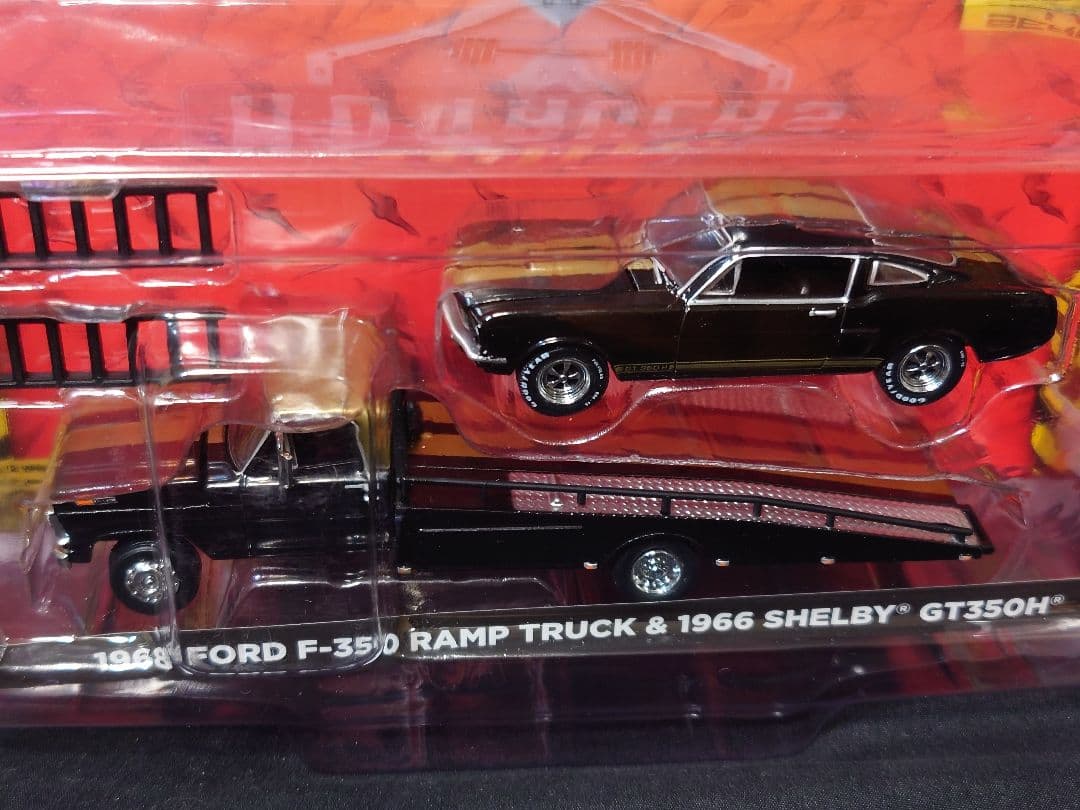 グリーンライト1/64Scaleミニカーシボレーフォードランプトラック3台セット