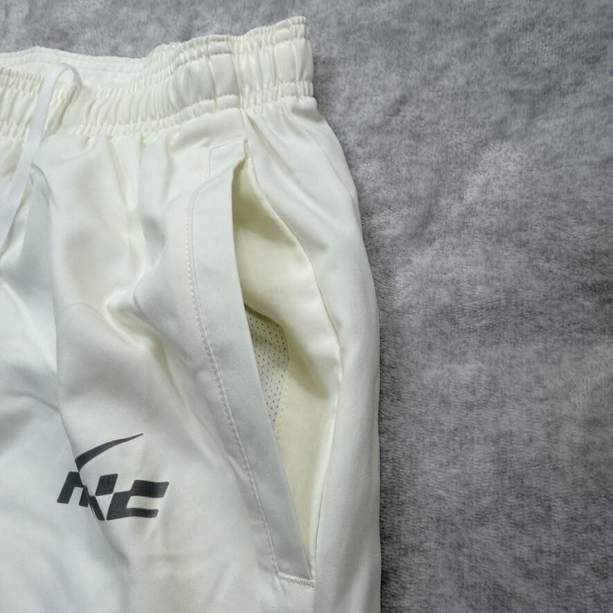 Sサイズ 新品 NIKE ランニング セットアップ 上下