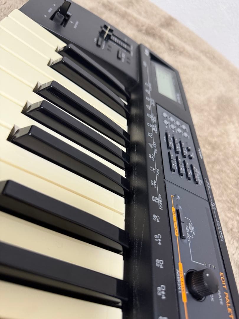 希少 シンセサイザー Roland SK 88pro SOUND Canvas
