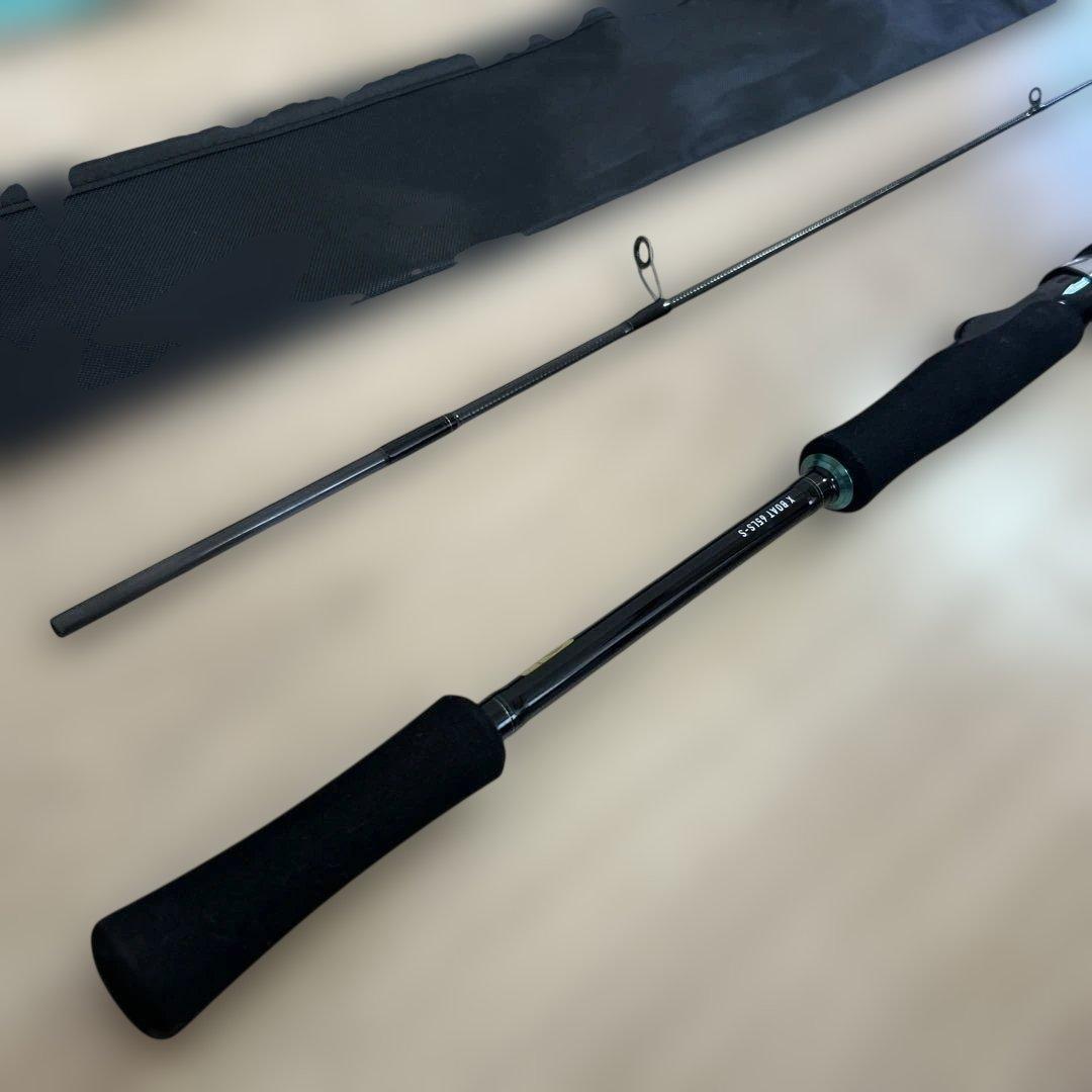 【美品】Daiwa エメラルダスX BOAT 65LS-S ロッドケース付
