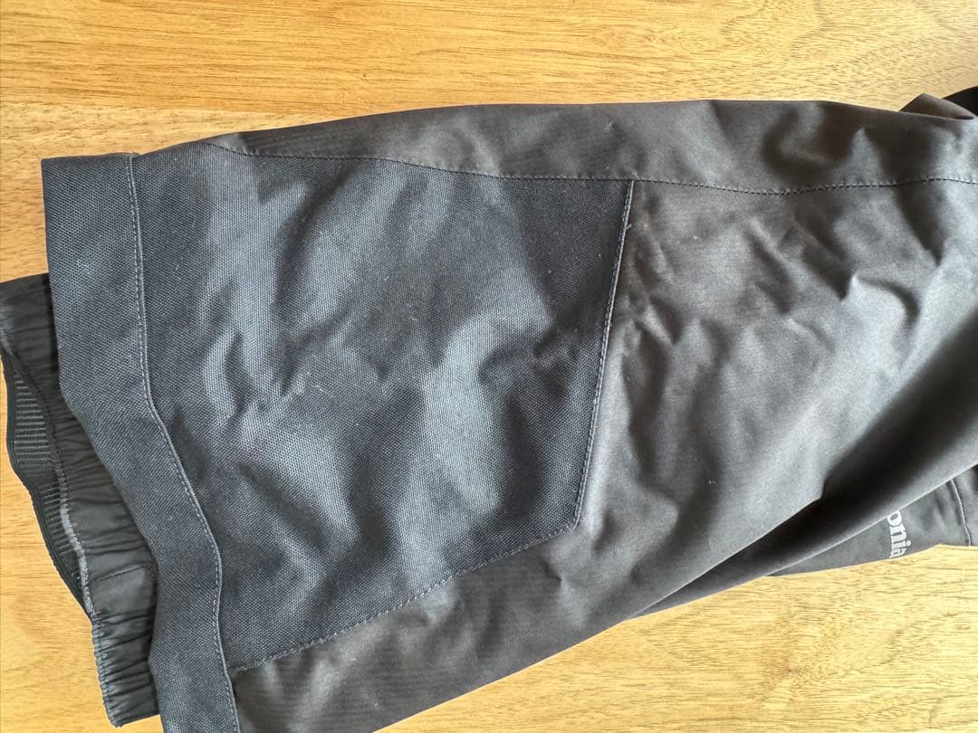 【ゆーきち】Patagonia 子ども用 スキー スノボ ウェア上下セット