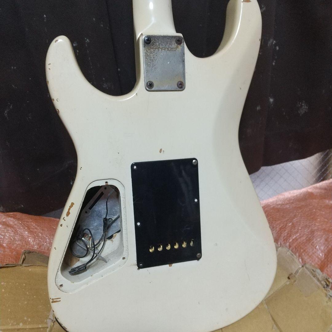 Fernandes The Function エレキギター アイボリー　中古