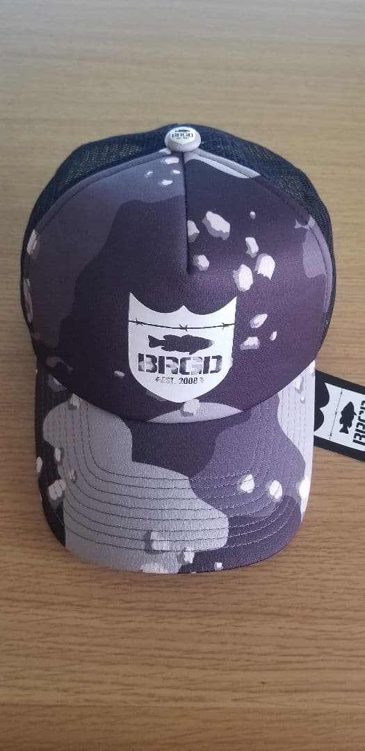 【新品.未着用】バスブリゲード カモフラ メッシュcap