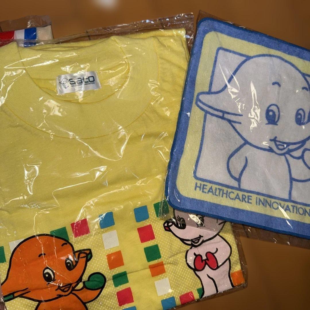 サトちゃんおもちゃセットとティッシュ・石けん