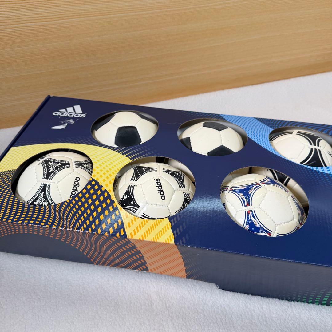 レア　サッカーW杯記念ボール ヒストリカルマッチボール