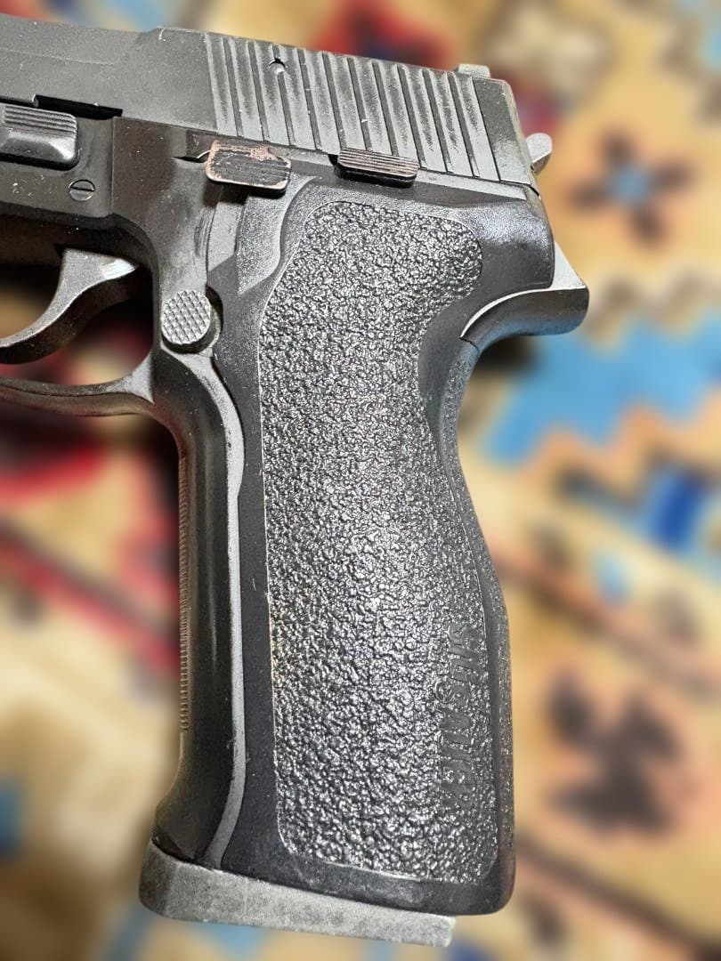 東京マルイ ガスブローバック シグ ザウエル P226レイル 初期モデル