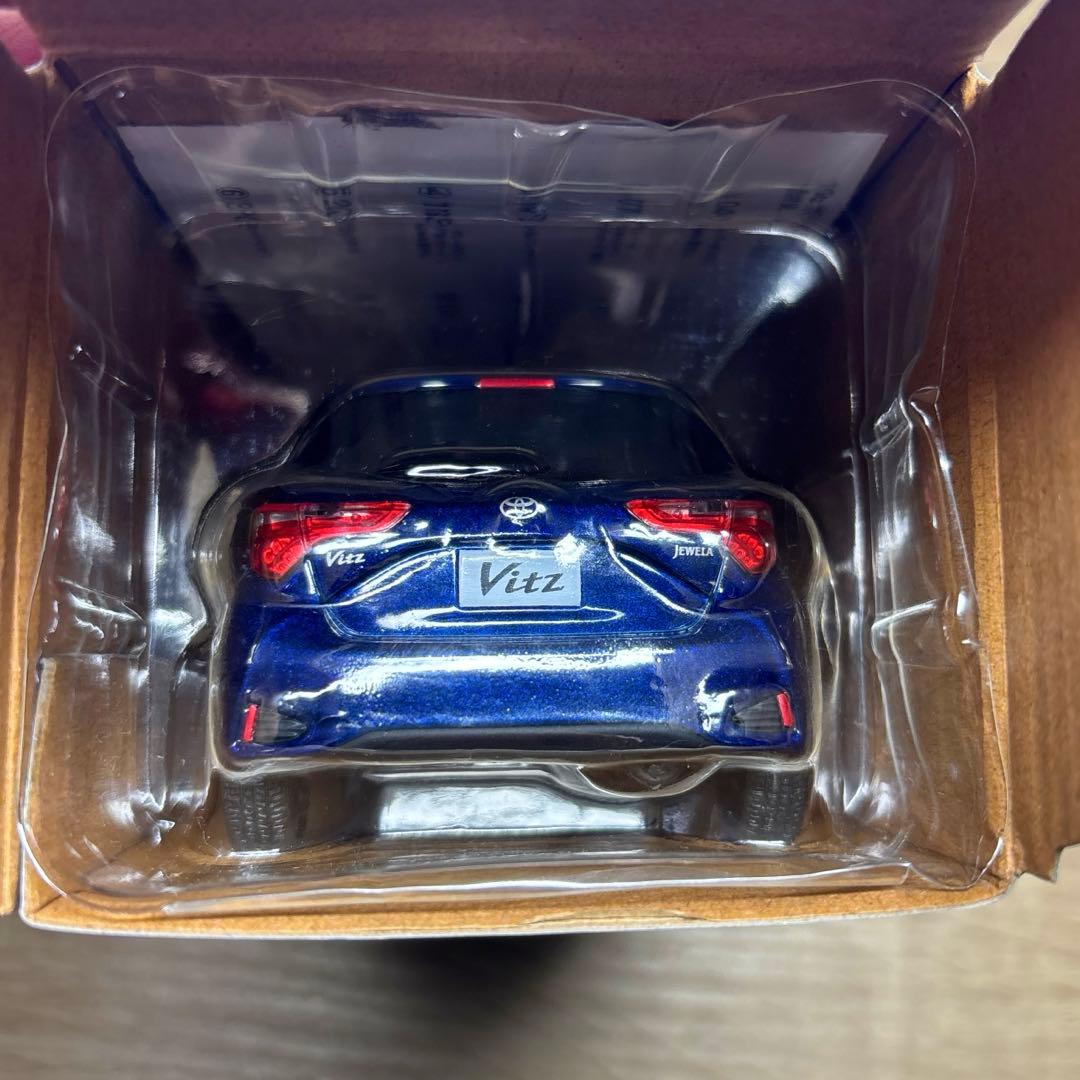 トヨタ ヴィッツ ジュエラ 後期 ブルー 1/30カラーサンプルミニカー 非売品