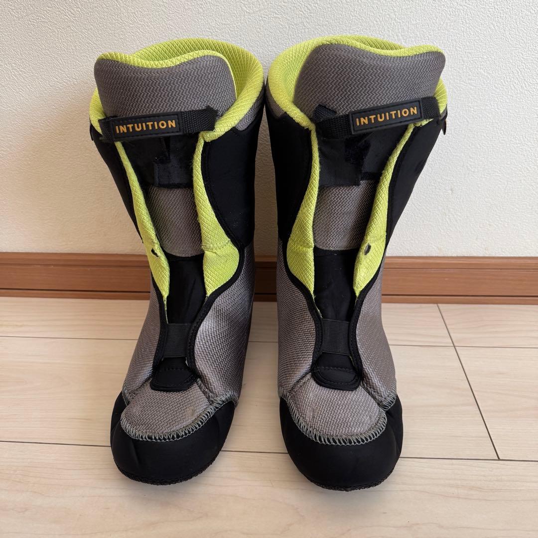 GEN FACTORY FUTUREゲン　スキーブーツ