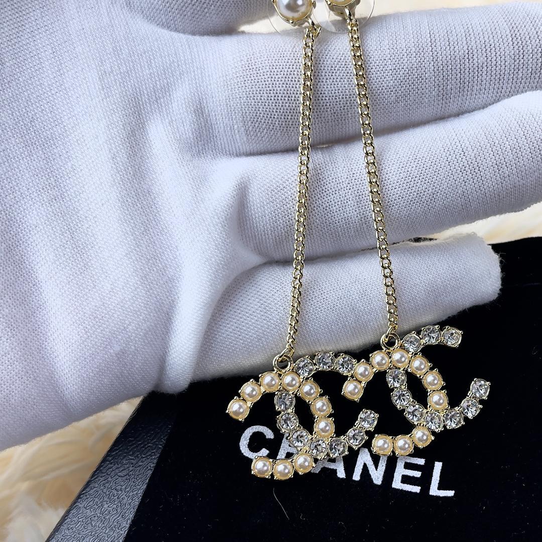 CHANEL シャネルパールCCペンダントイヤリング