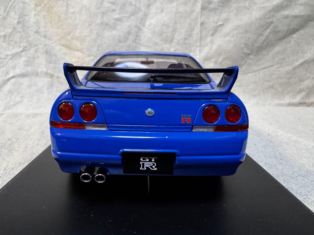 ミニカー Nissan Skyline GT-R V-Spec LM (R33)