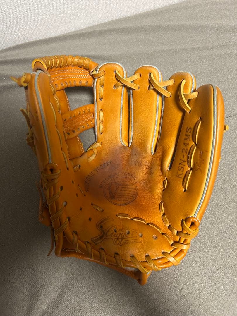 Slugger Aggressive 野球グローブ
