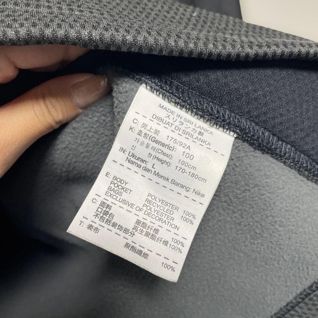 バラ不可　Nike フード付きジャケット ブラック　セットアップ