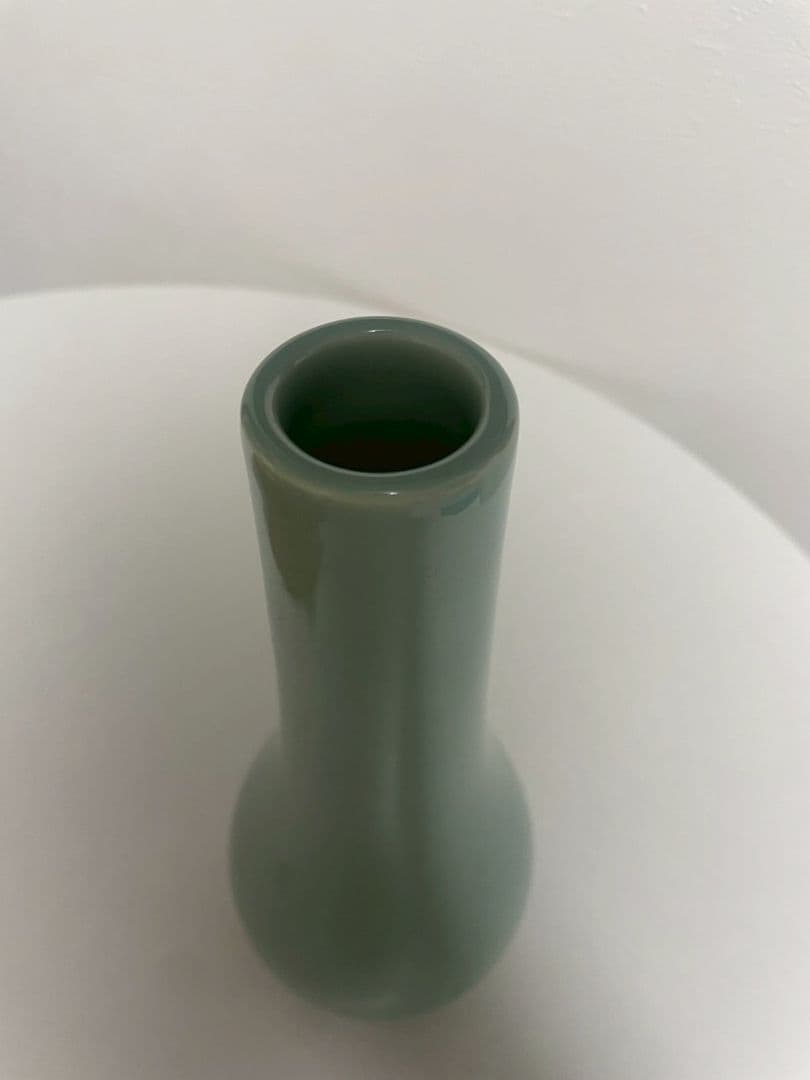 青緑色の花瓶 木製箱付き