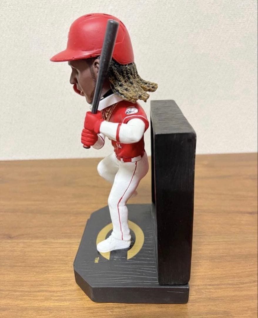 エリー・デラクルーズ　ボブルヘッド 323個限定 foco社製　MLB レッズ