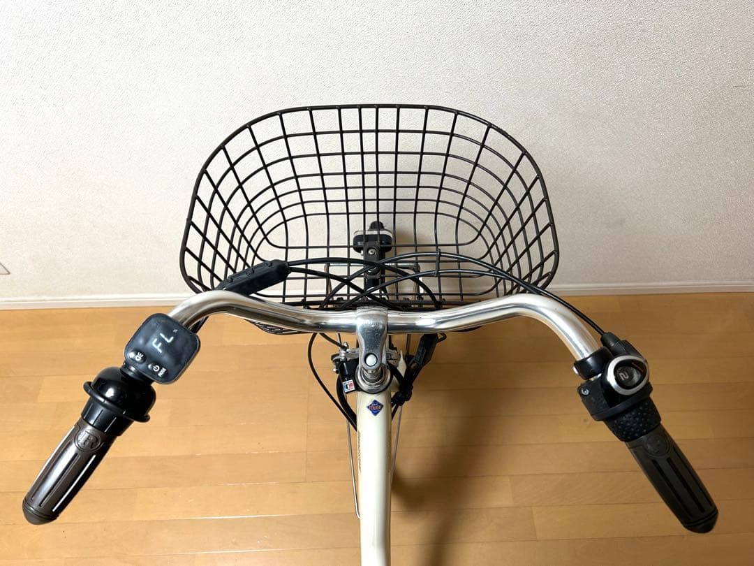 清掃員様用(送料込み) 電動自転車　ブリヂストン　フロンティア　前後タイヤ新品