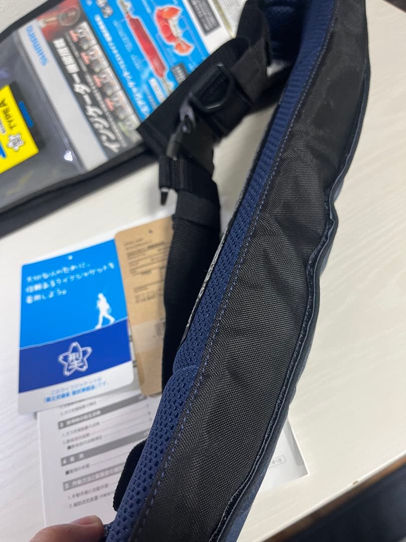ラフトエアジャケット ウエストタイプ　美品☆未使用品早い者勝ち☆釣り引退☆
