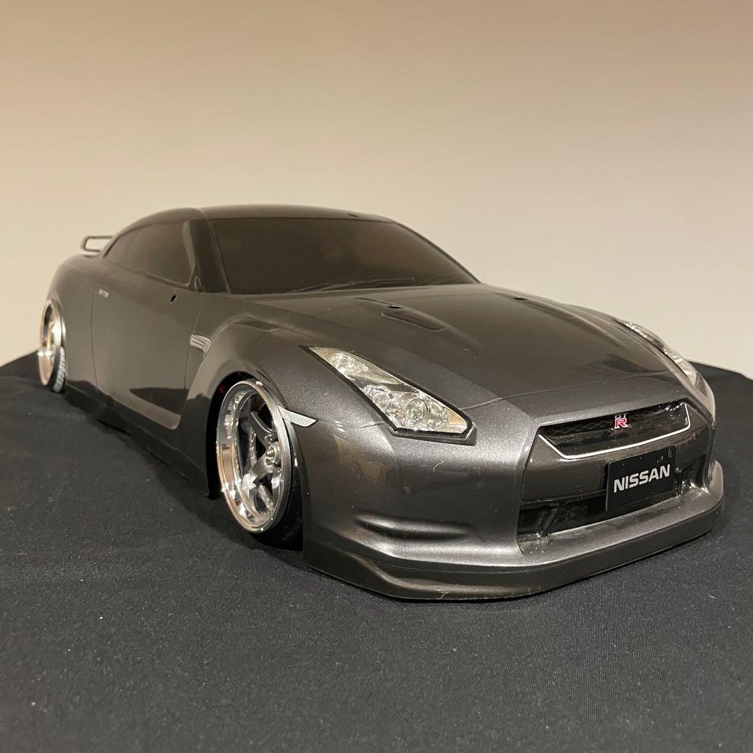 タミヤ　日産　スカイライン R35　 1/10ラジコン　ボディ　塗装済み