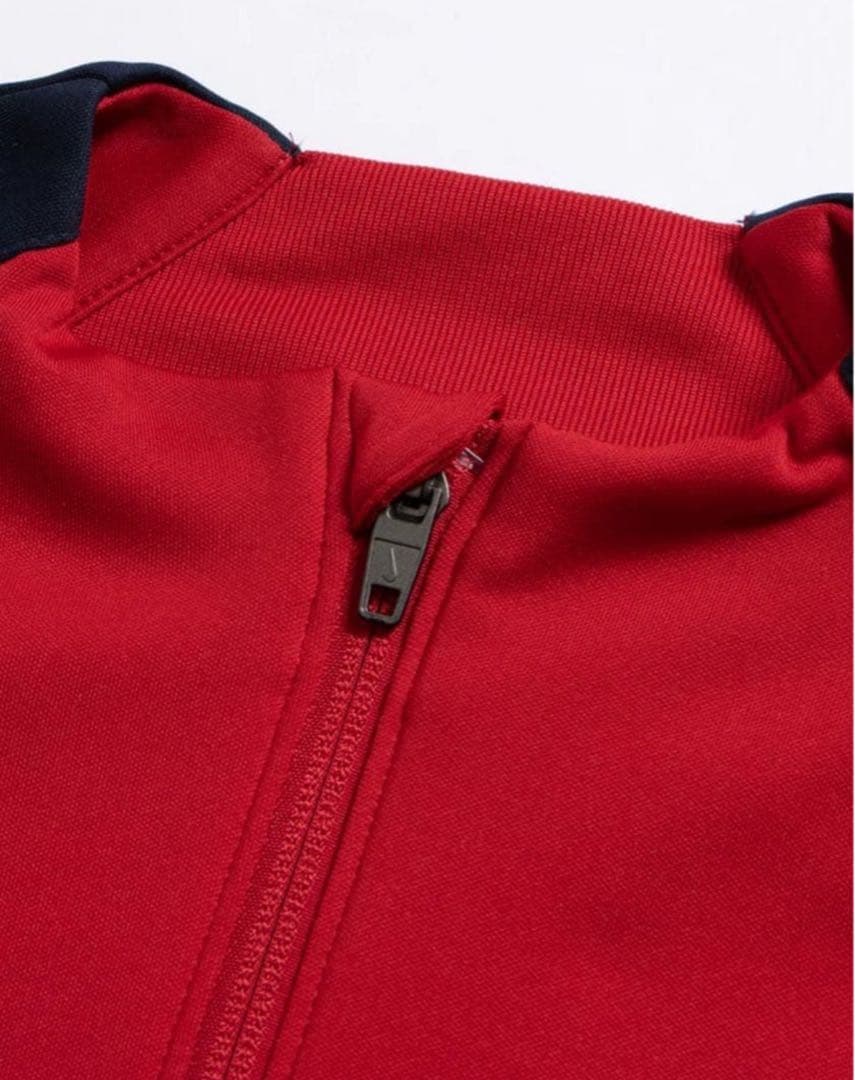 新品⭐︎定価12,650円 2023 NIKE アカデミープロ　アンセムジャケット