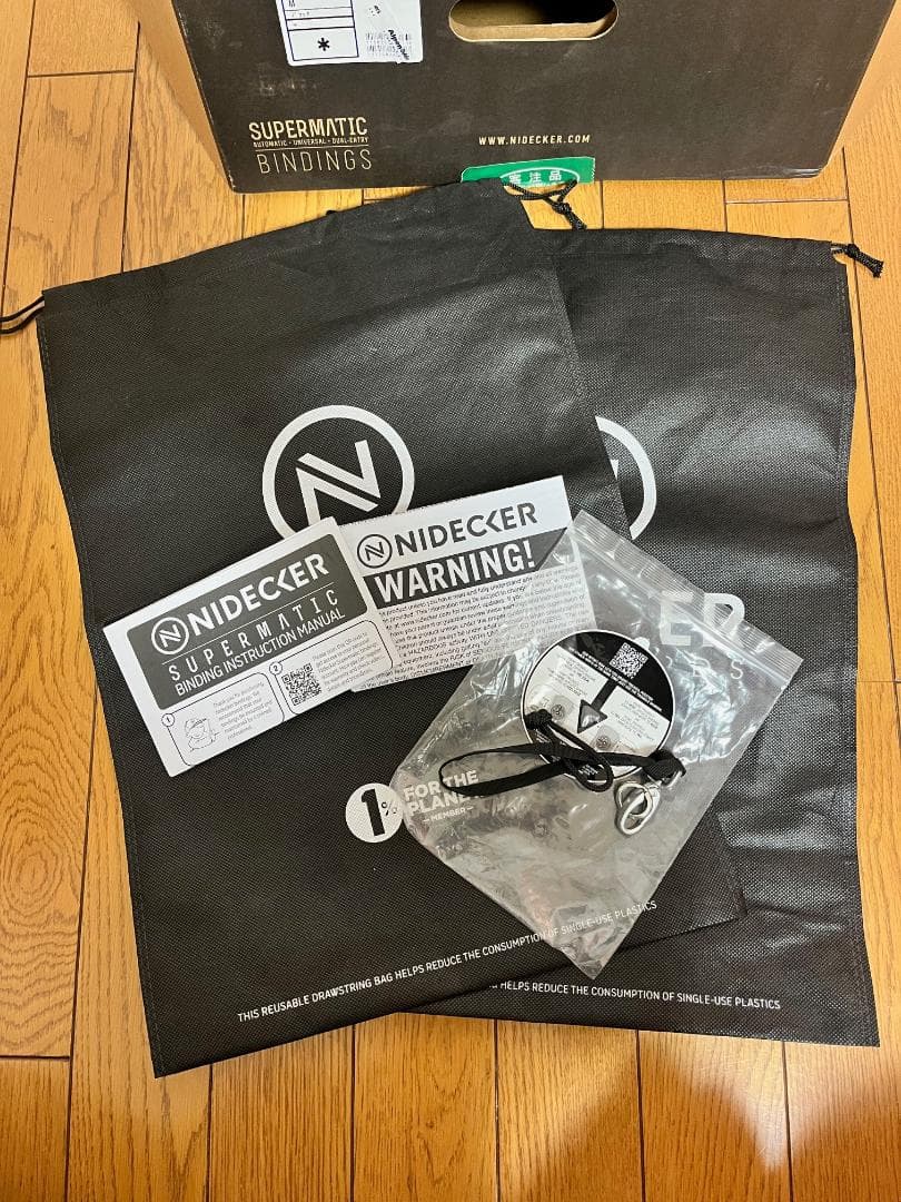 未使用 Nidecker Supermatic バイン Mブラック ナイデッカー
