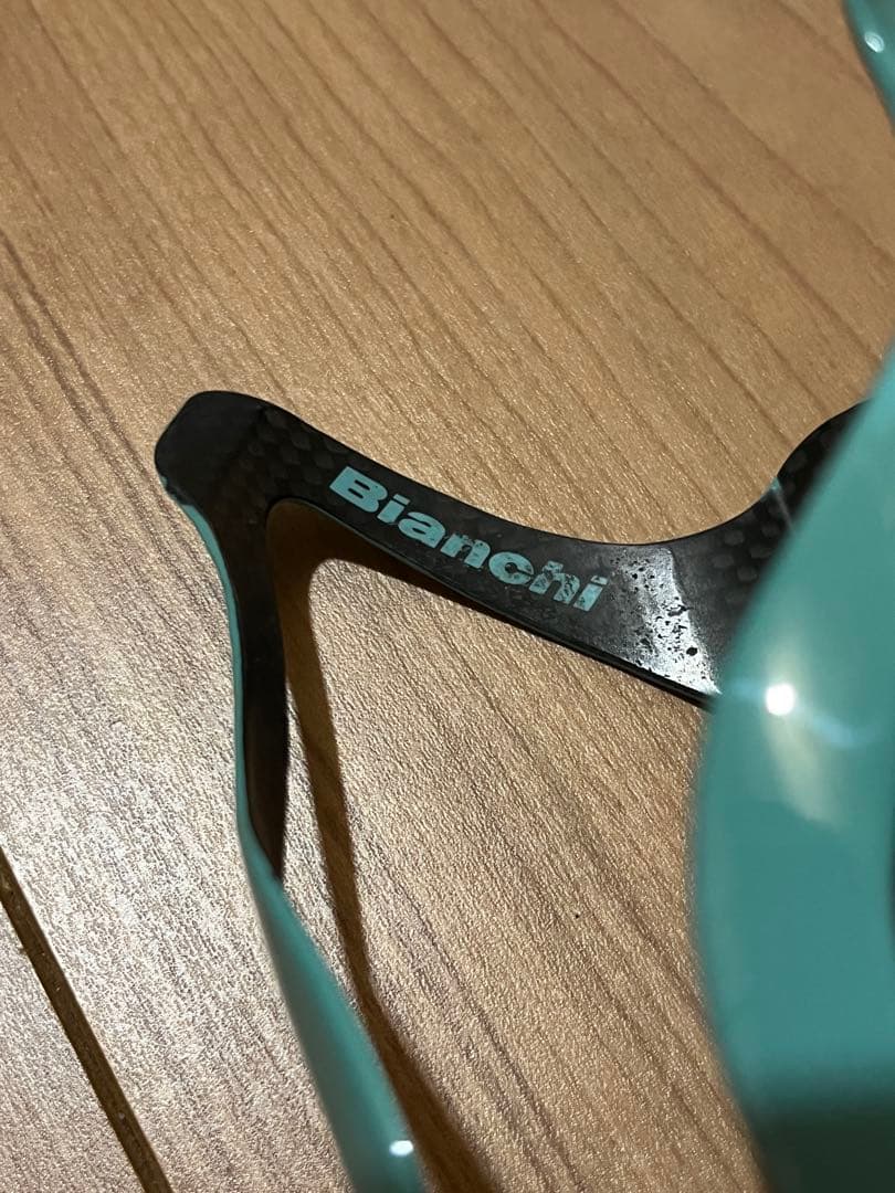 Bianchi ビアンキ　カーボン　ボトルケージ　チェレステカラー