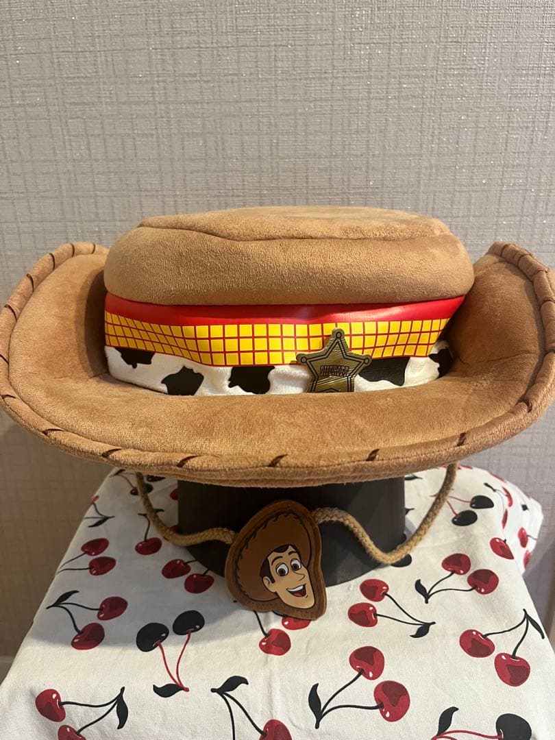 ディズニー カチューシャ ウッディ ファンキャップ